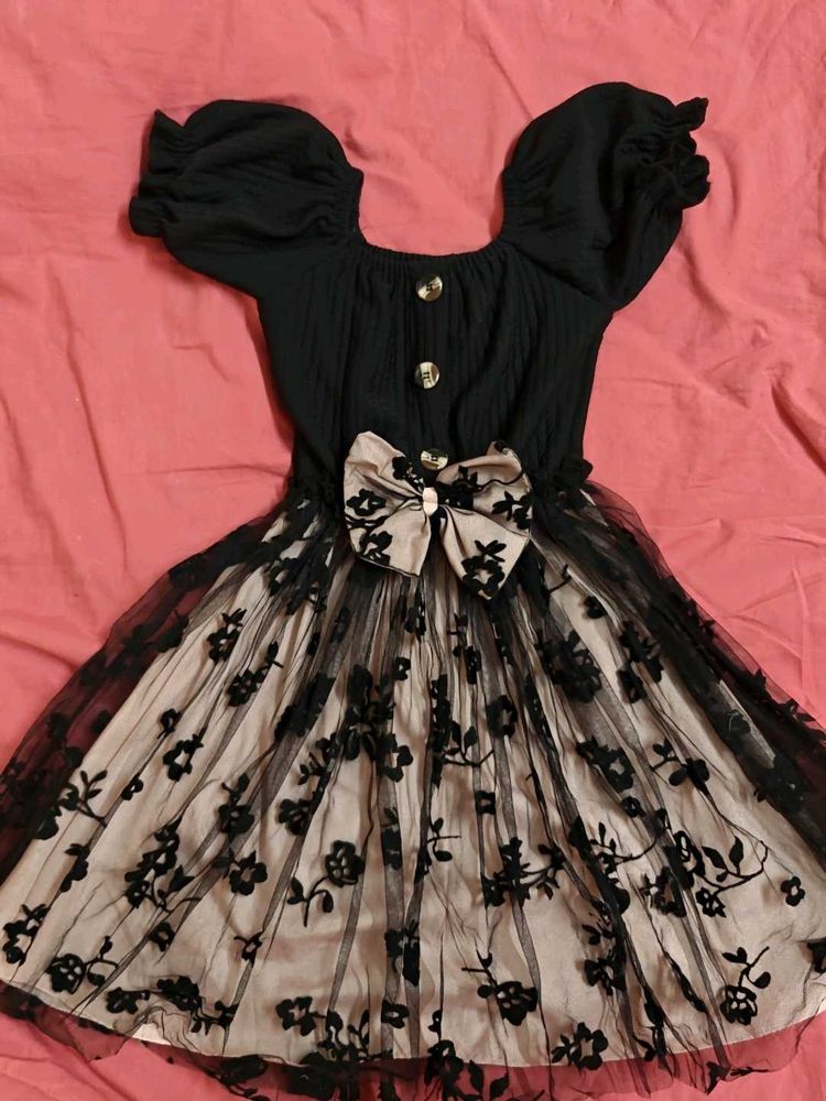 Black Floral Tulle Dress (4-5 years)