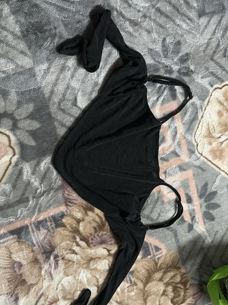 Black Sleeveless Top