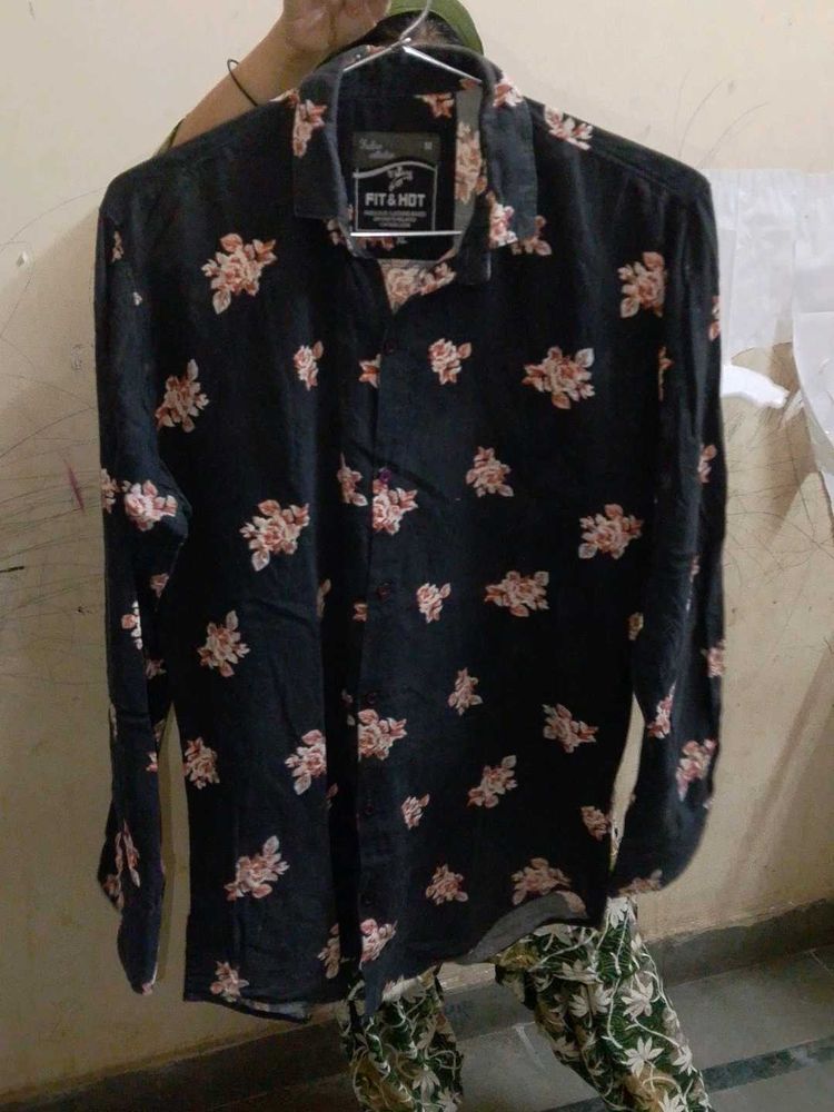 FIT &amp; HOT Floral Print Shirt