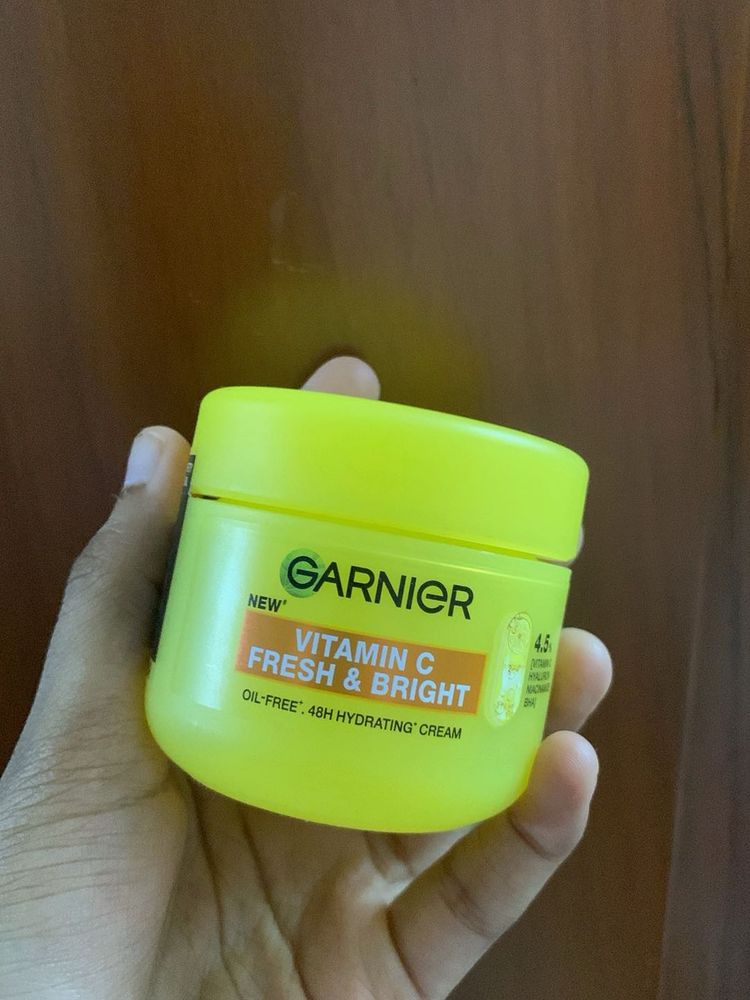 Garnier Vitamin C Fresh &amp; Bright Cream