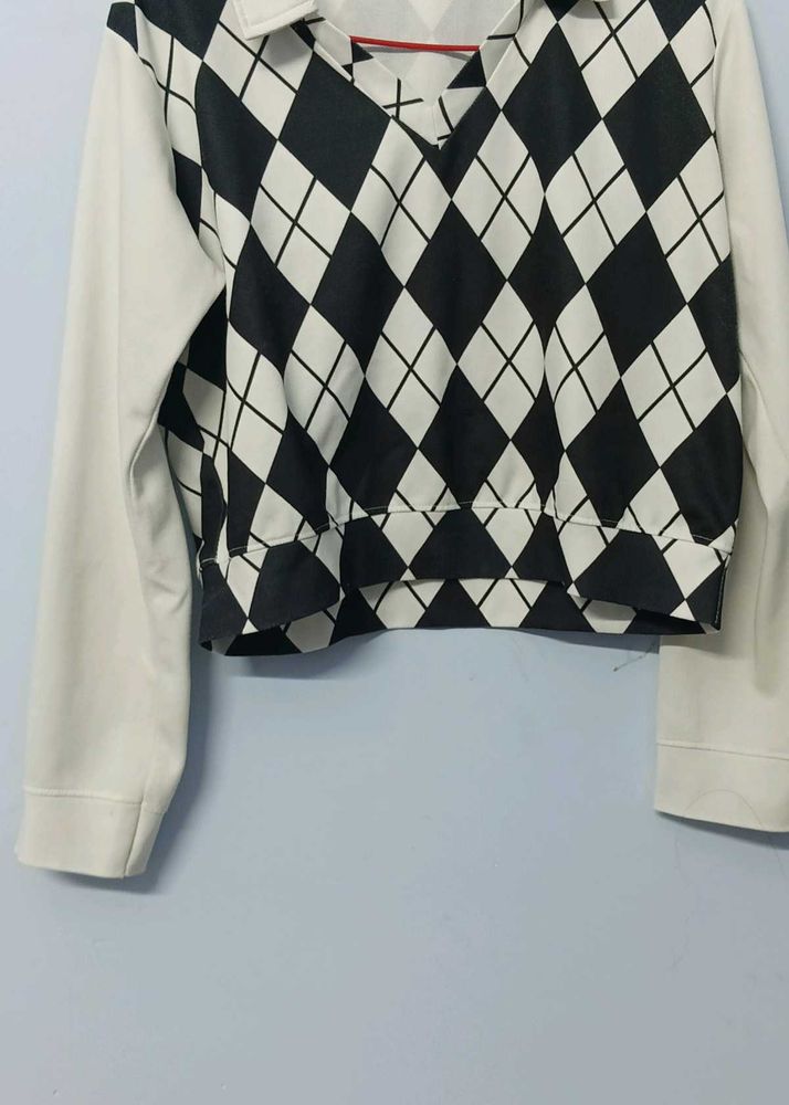 Women Regular Fit Classic Top....🦋