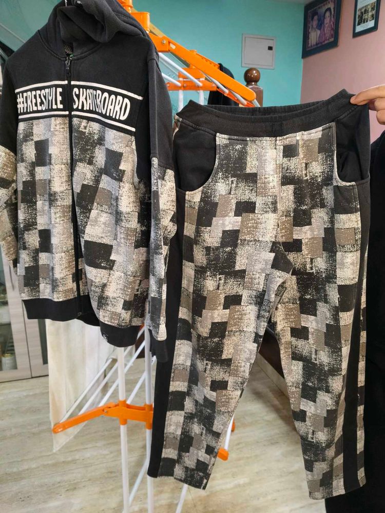 Stylish Tracksuit Set