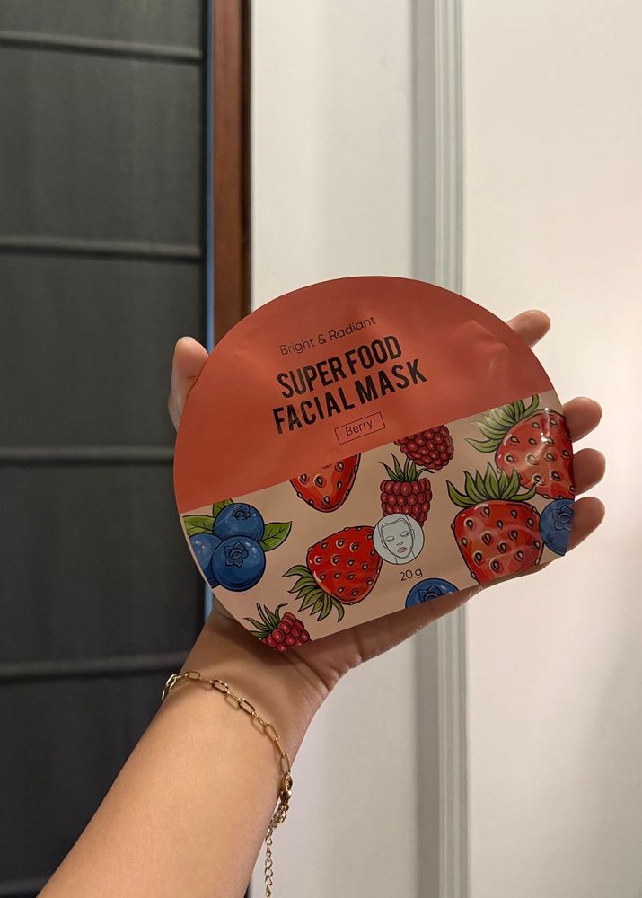 Miniso Berry Facial Mask (sheet)