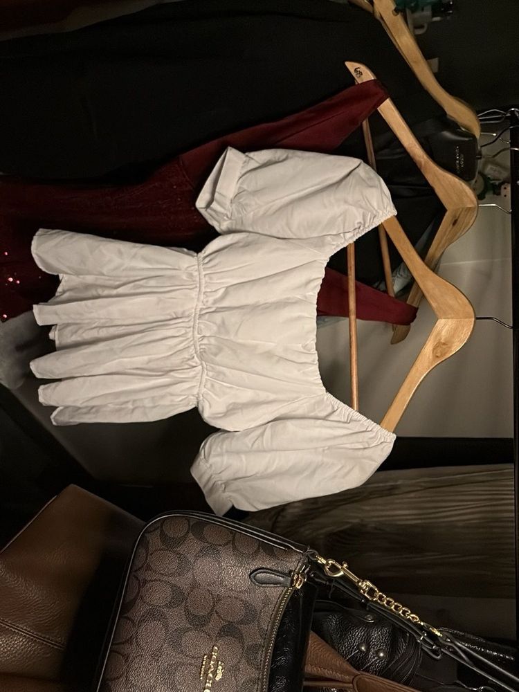 Chic White Puff Sleeve Top