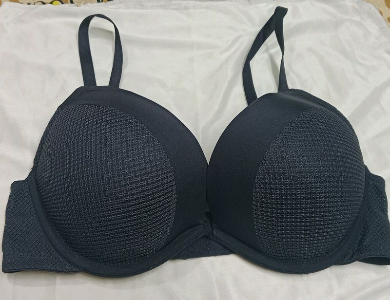 H&amp;M Microfiber Super Push-up Bra