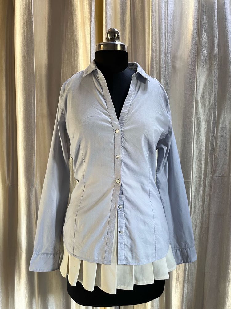 H&amp;M pastel blue fitted button-down shirt