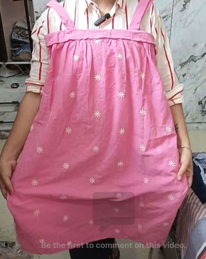 Pink Kurta with White Daisy Embroidery