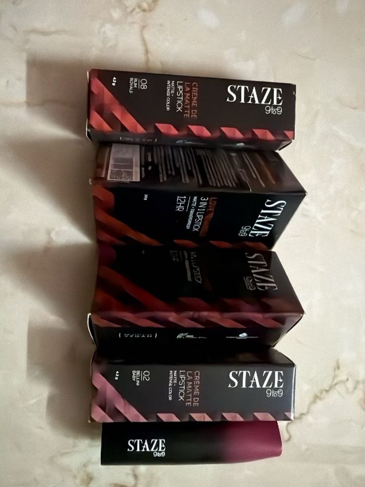 Staze Creme De La Matte Lipsticks