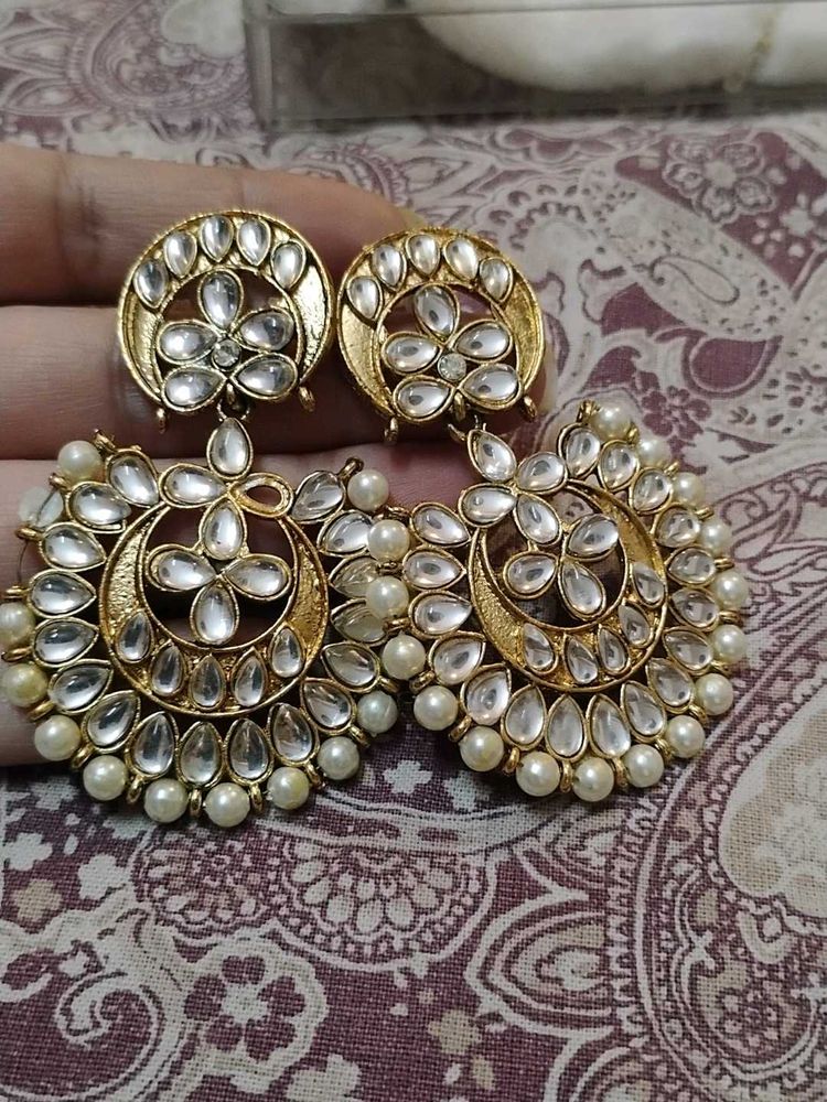 Elegant Gold &amp; Pearl Jhumka Earrings