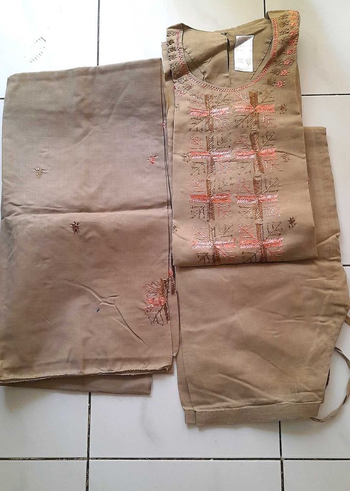 Fulkari Embroidered Kurta Set