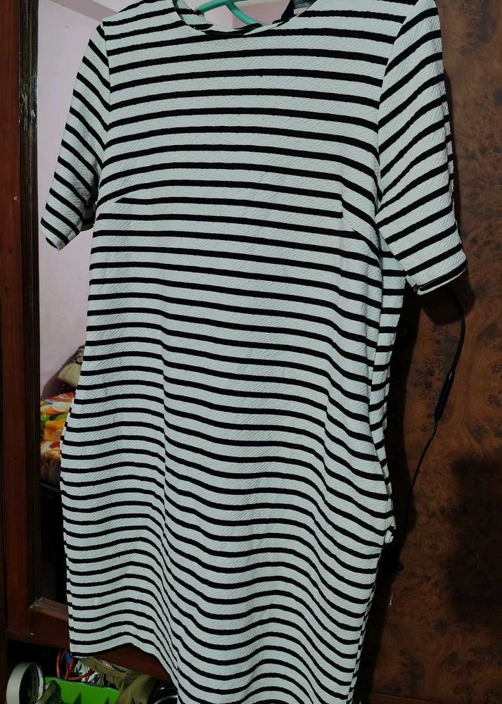 Chic Striped Mini Dress