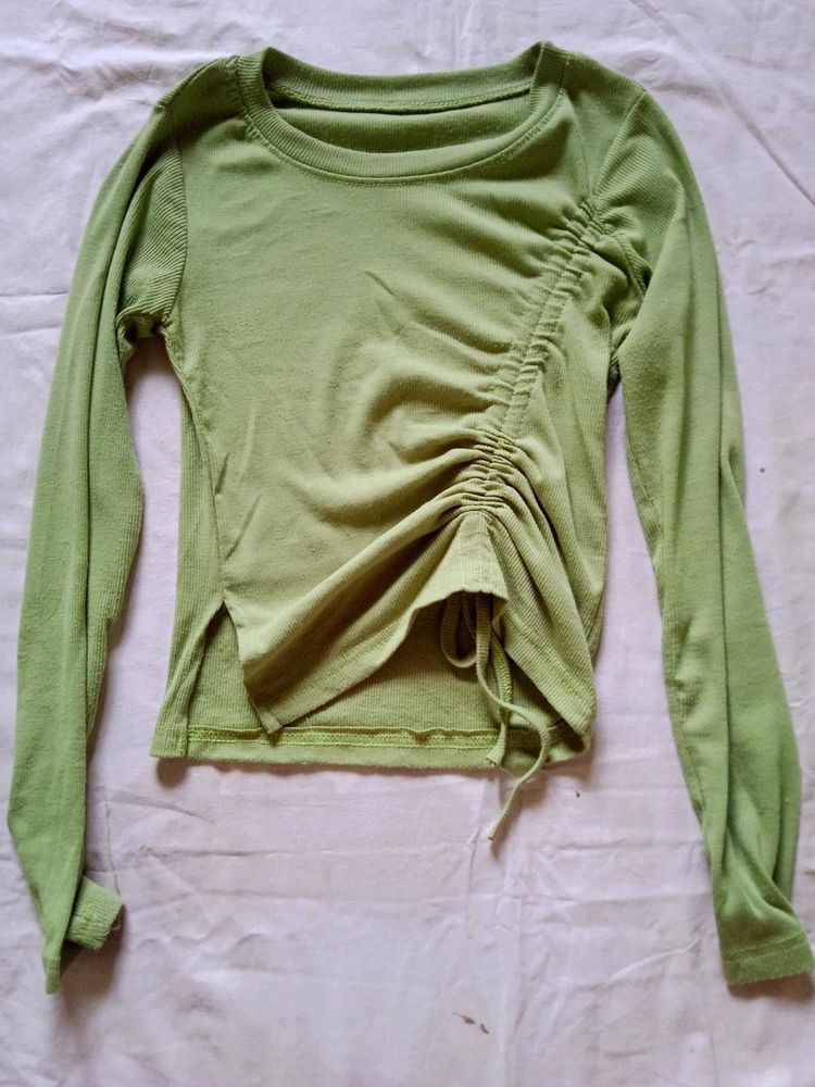Cute Ruched Long Sleeve Top