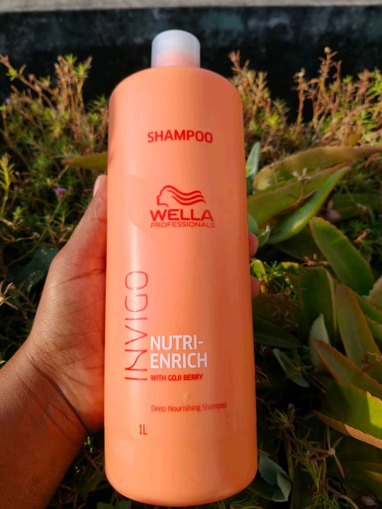 Wella Professionals Invigo Nutri-Enrich Shampoo