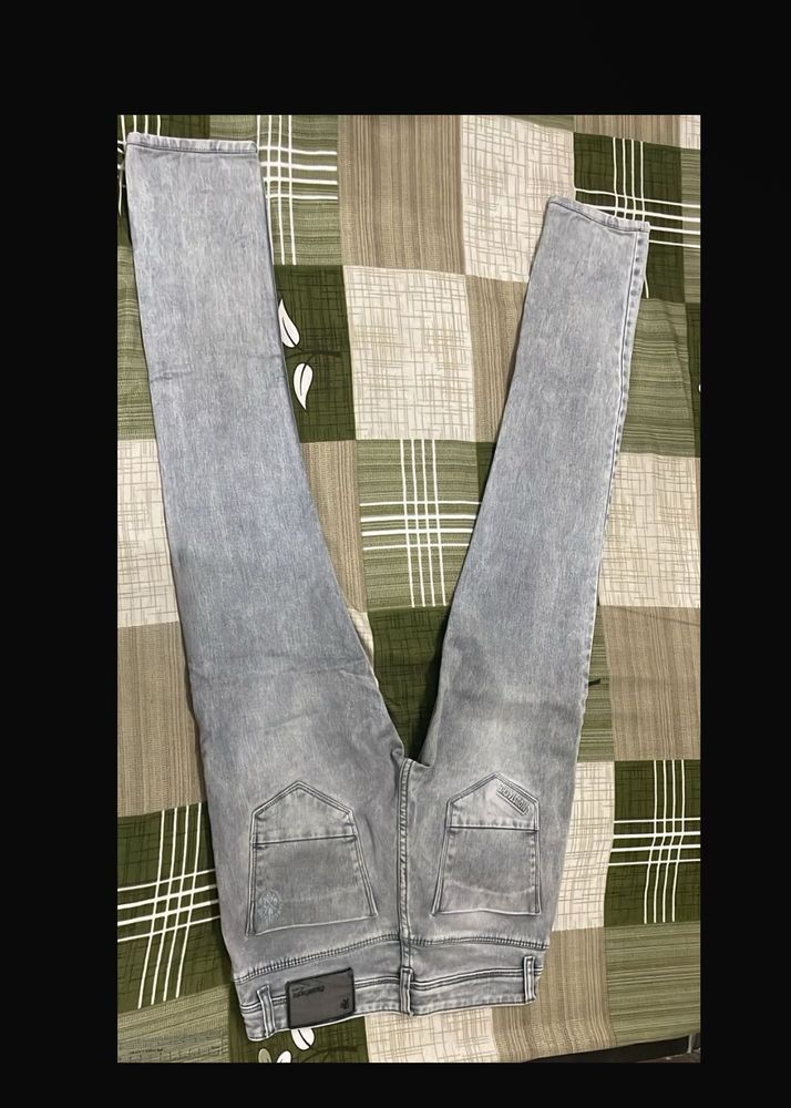 Light Wash Denim Jeans