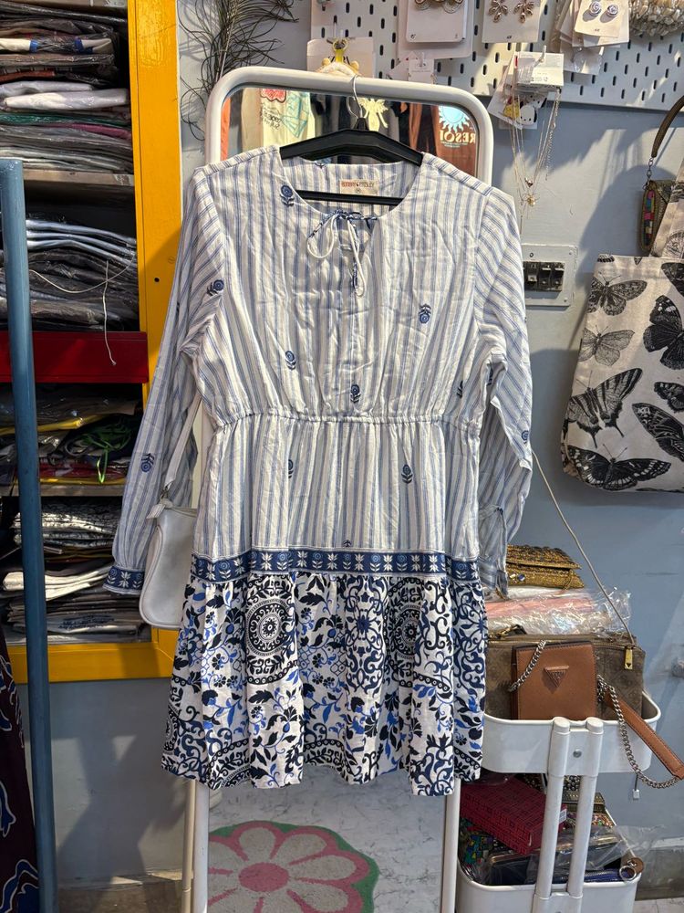 Boho Blue &amp; White Floral Print Dress