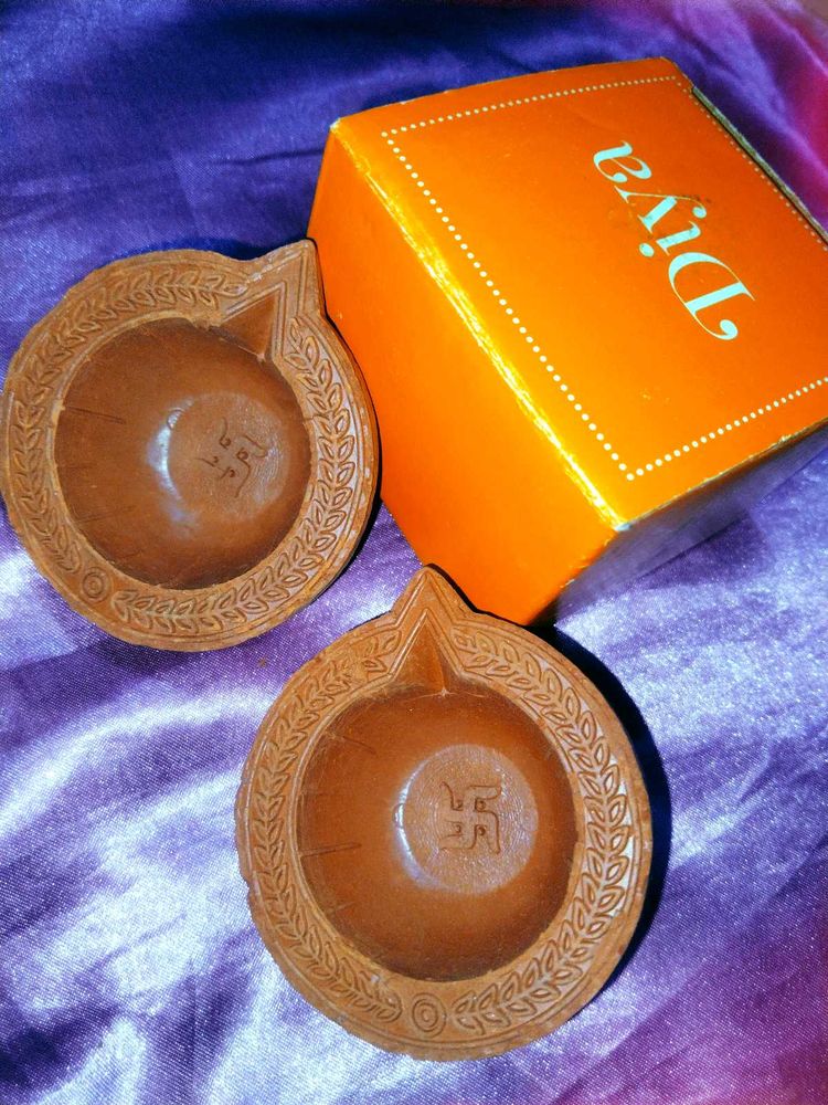Diwali Clay Diyas (Set of 2)