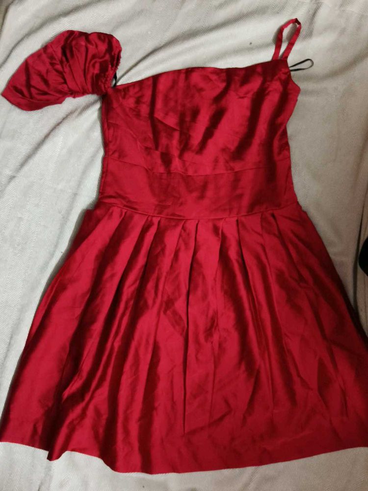 Red One-Shoulder Dress-party-price Slashed