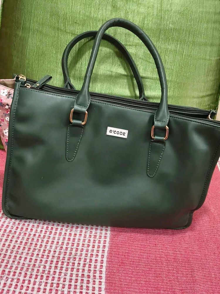 Stylish Green Handbag