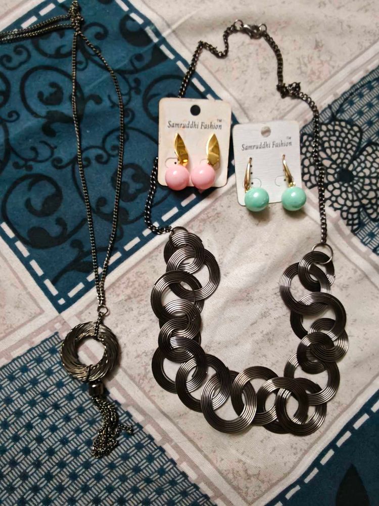 Combo of Earrings n necklace
