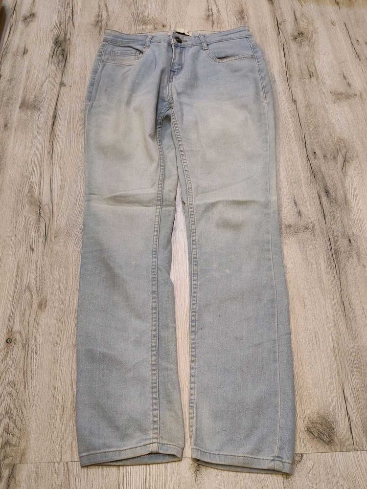 Ma1234 Max jeans waist 28 inches