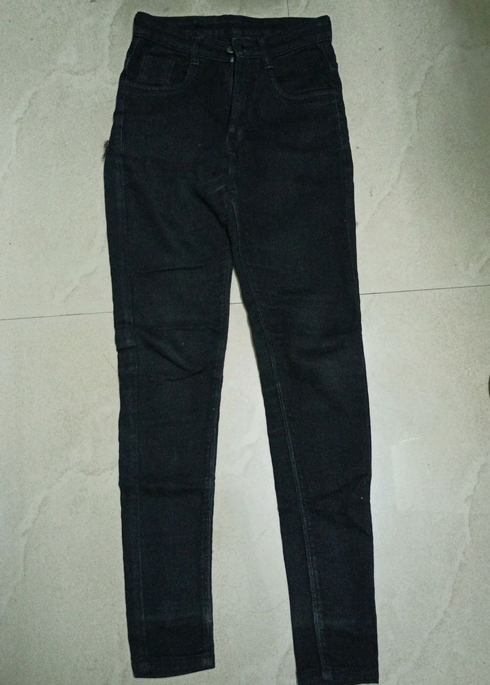Black Skinny Fit Denims
