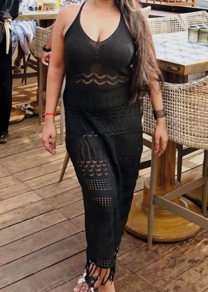 Chic Black Crochet Maxi Dress