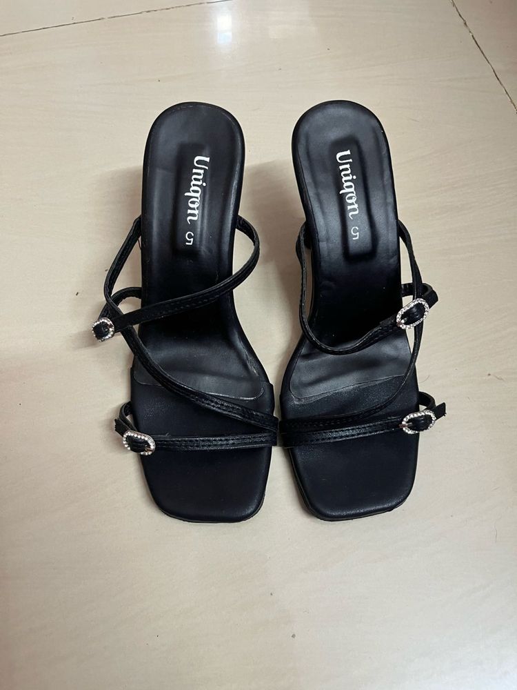 Stylish Black Strappy Heels