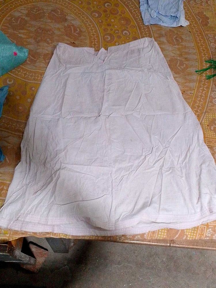 Comfortable White Cotton Petticoat Skirt