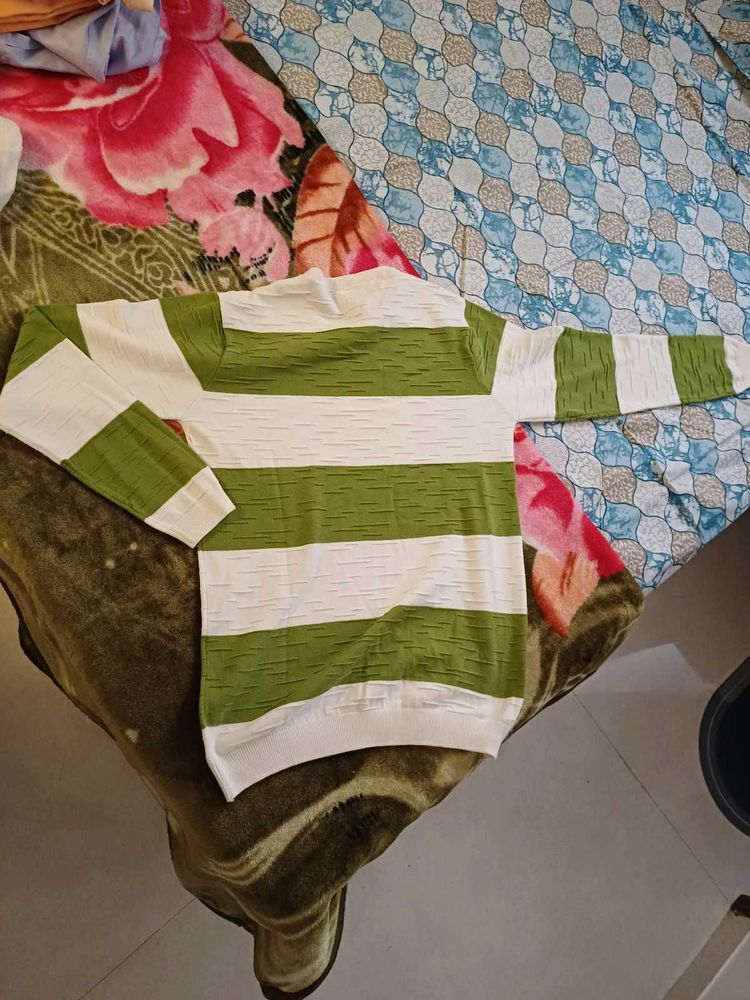 Striped Green &amp; White Casual party wear T shirt