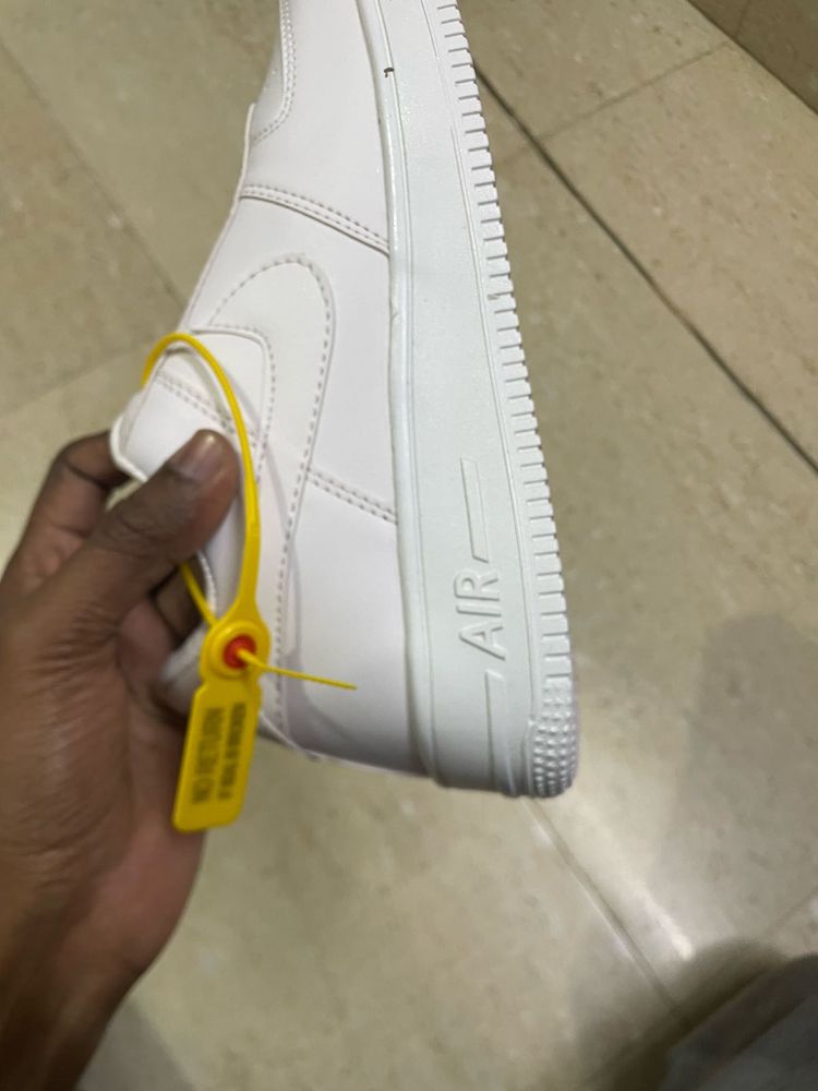 Nike Air Force 1 - Fresh Kicks