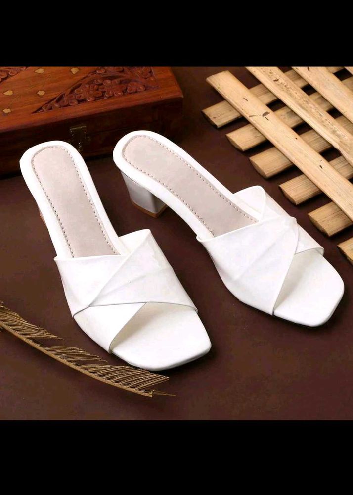 Elegant White Crisscross Heeled Mules