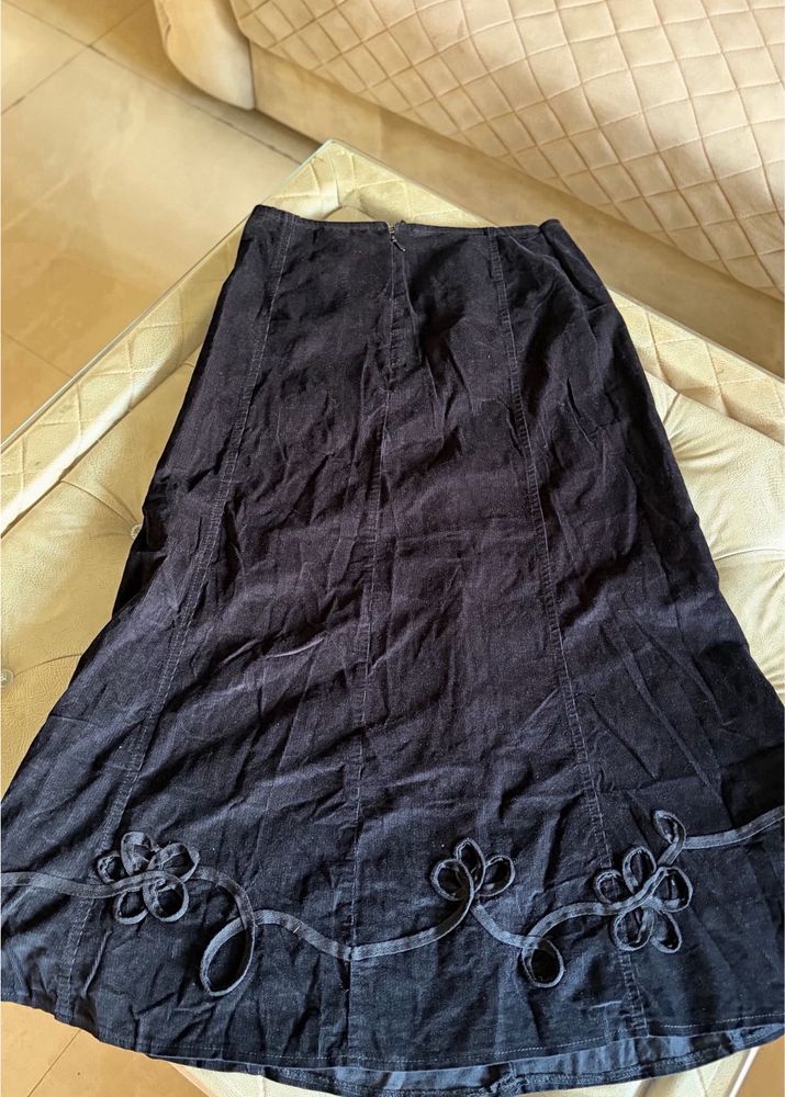 A-line Vintage black skirt