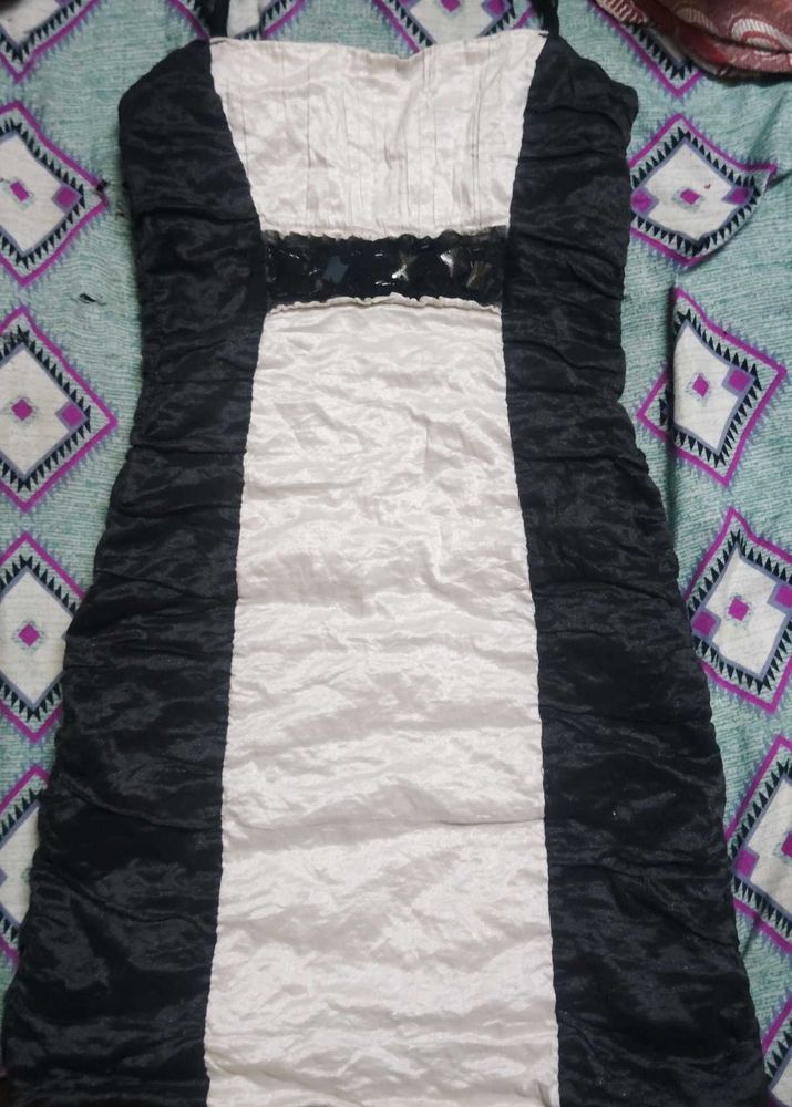 Chic Ruched Black &amp; White Mini Dress