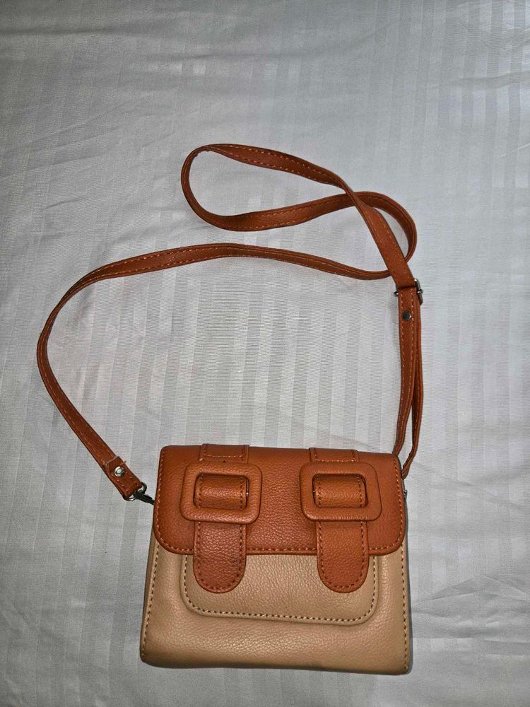 Stylish Two-Tone Crossbody Bag