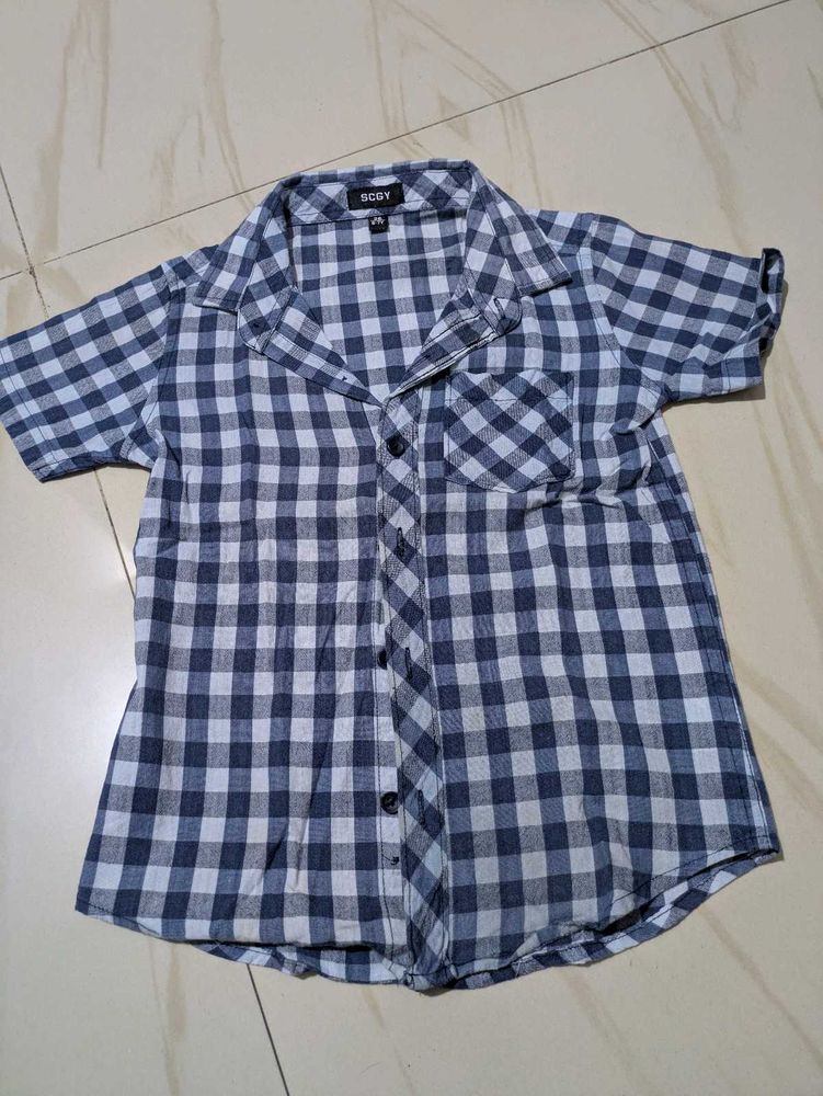 SOOT Blue &amp; White Checked Casual Shirt