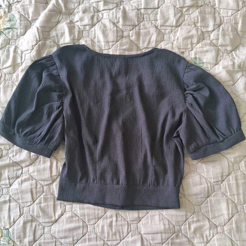 Stylish Puff Sleeve Top