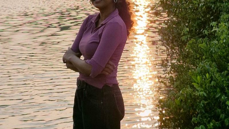 Mauve Collared V-Neck Top
