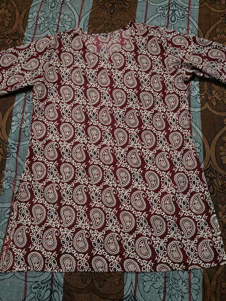 Maroon Paisley Print Kurta