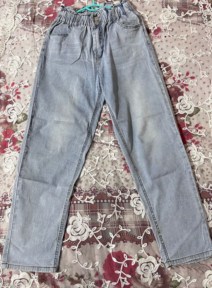 Light Wash High Waisted Wide Leg Jeans