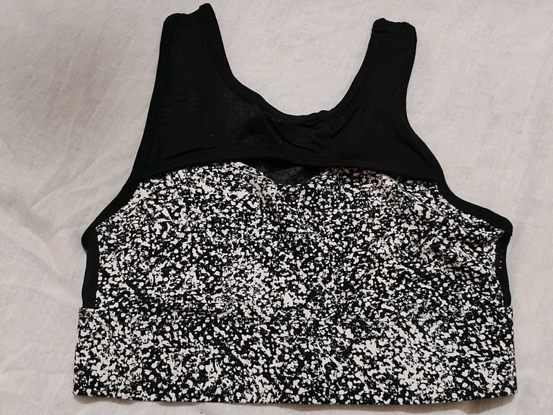 Black &amp; White Sports Bra