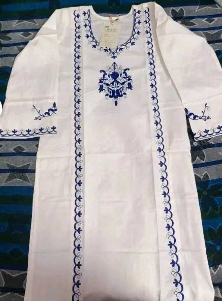 PAKISTANI KURTI✨