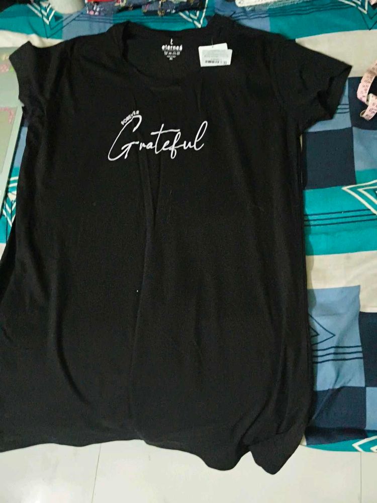 Black "Grateful" Graphic Tee