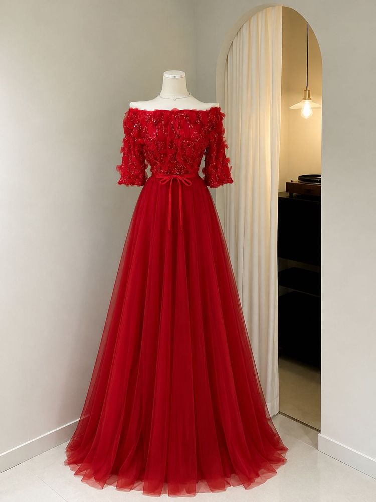 ‼️OFFER‼️Stunning Red boat neck Gown