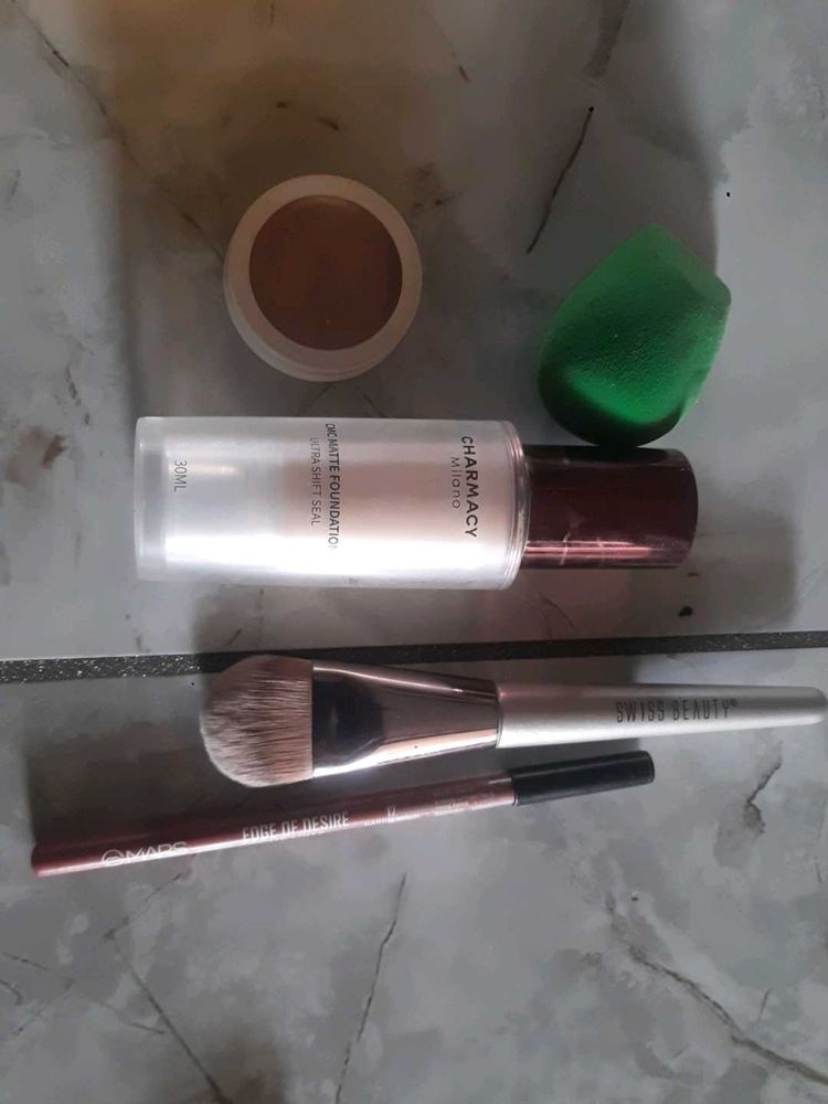Makeup Set: Foundation, Brush, and Liner