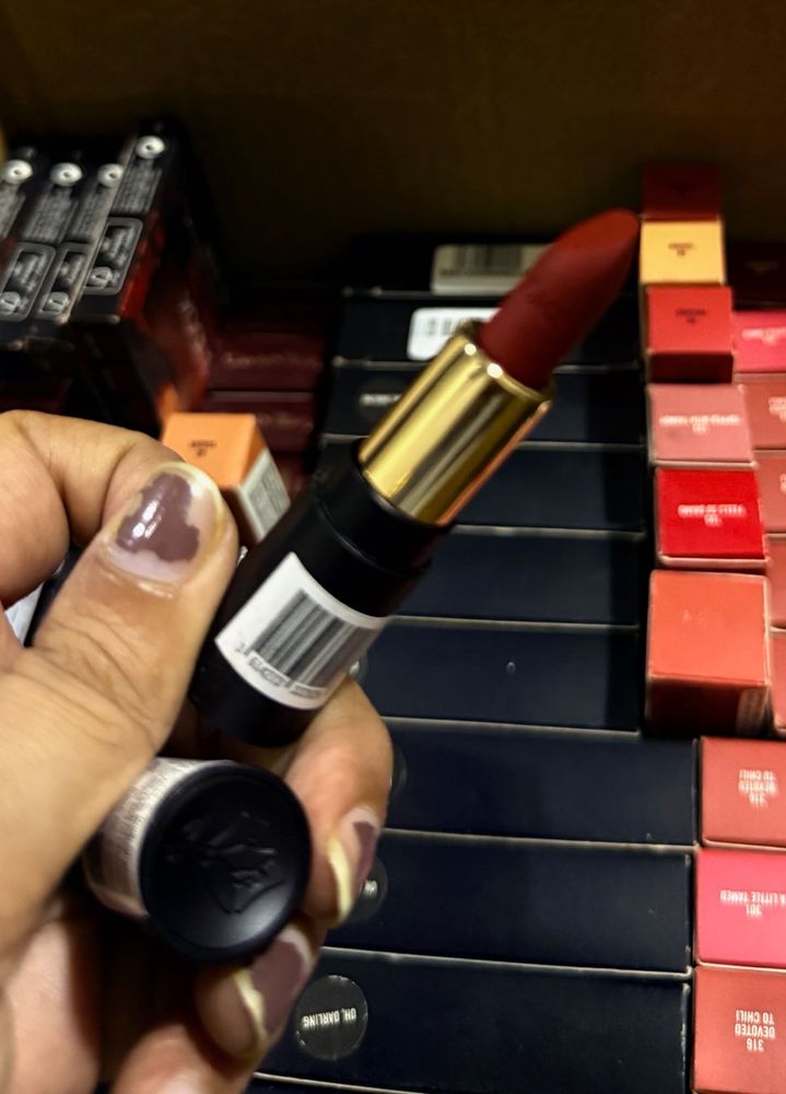 Lancome labsolu rouge drama matte lipstick