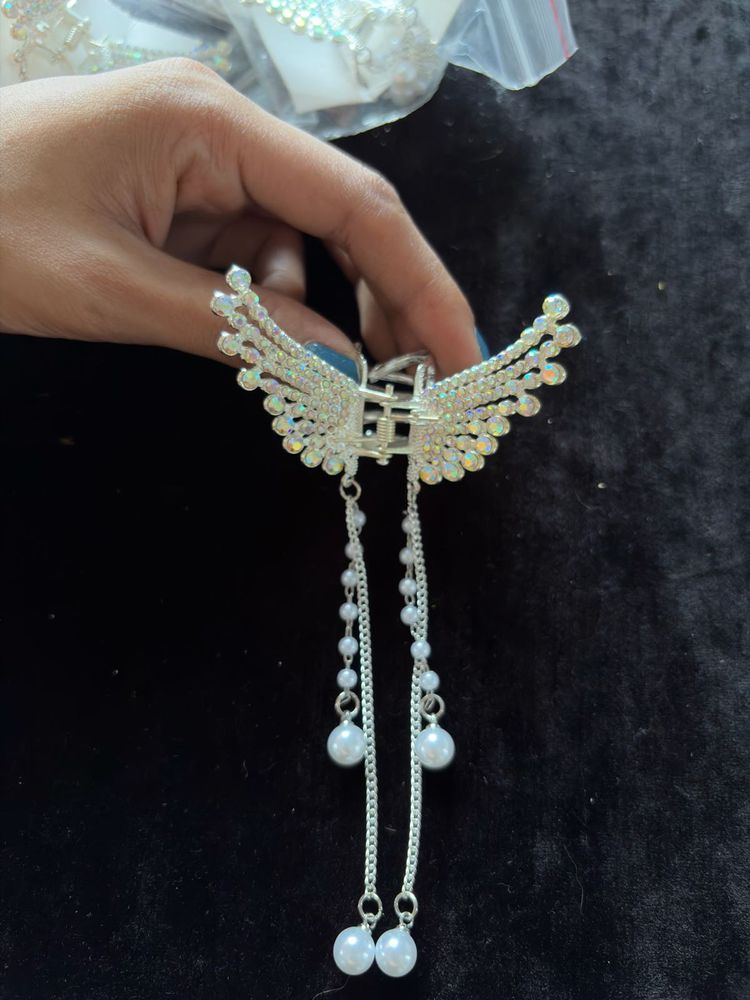 Sparkling Wing Hair Claw Clip with Pearls