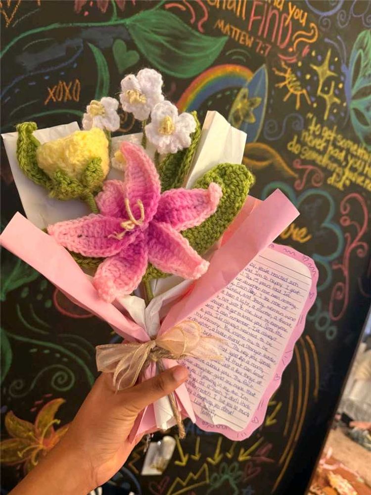 Crocheted Flower Bouquet