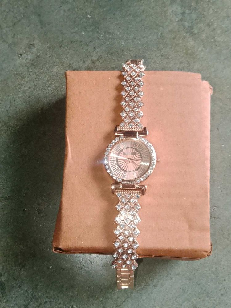 Rose Gold Women's Watch Sparkling Rhinestone Watc