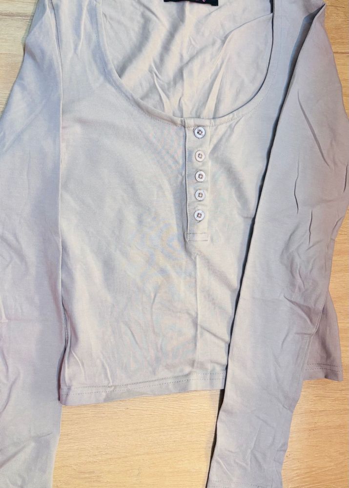 Lightweight Long Sleeve Button Up Top