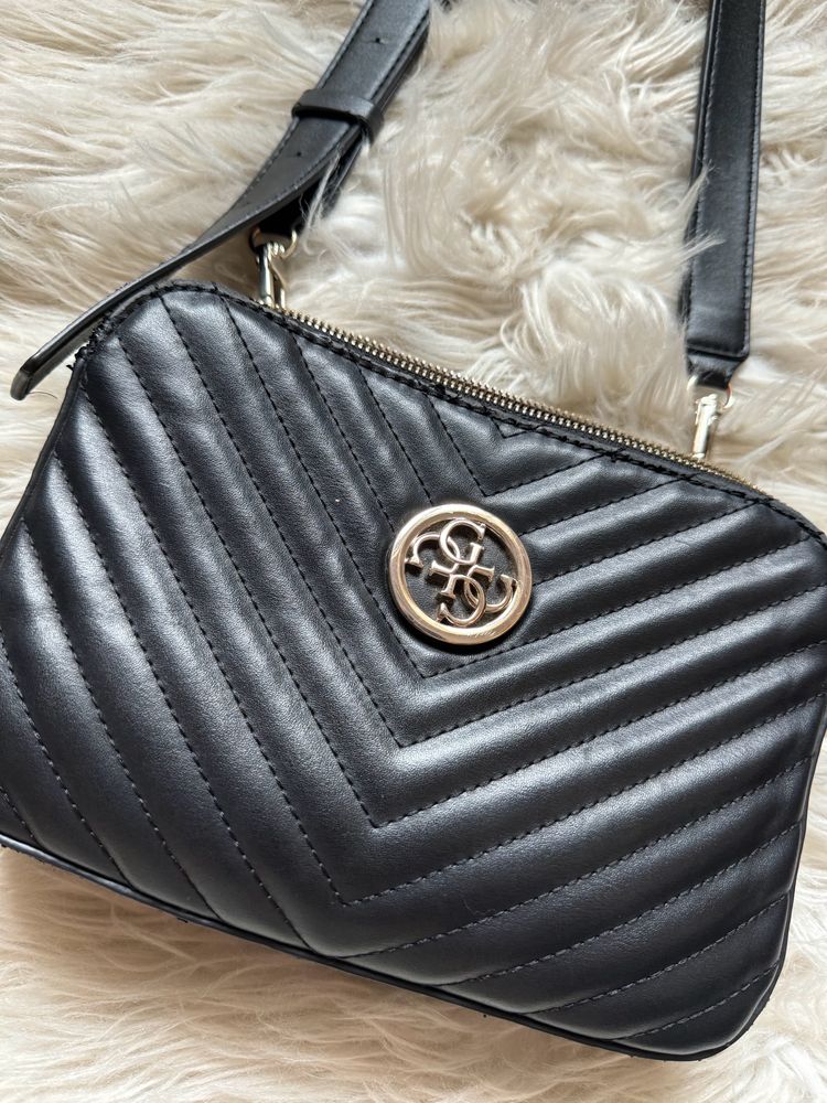 GUESS Crossbag With Phone Pouch